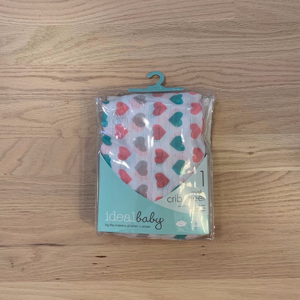 Ideal Baby/Aden + Anais Heart Print Crib sheet